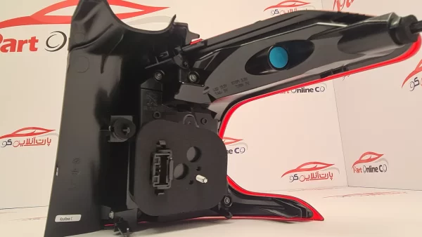 چراغ عقب پژو 2008 سمت راننده روی گلگیر چپ (چراغ خطر پژو 2008 چپ ) - تصویر 3