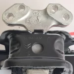 دسته موتور پژو 2008 سمت راست