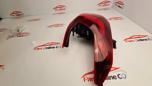 چراغ عقب چپ-روي گلگير پژو 2008