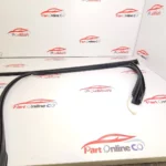 ماهوتی درب جلو راست پژو 2008 (نوار لاستیكی آببندی دور شیشه جلو راست)