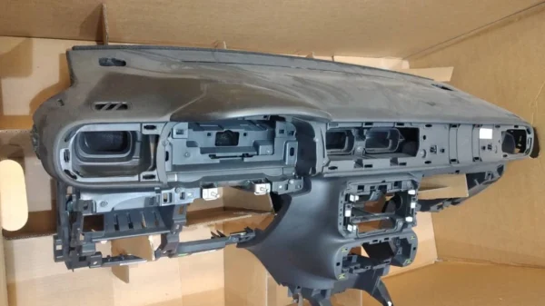 داشبورد سیتروئن c3 به همراه کیسه هوا (ایربگ راست )